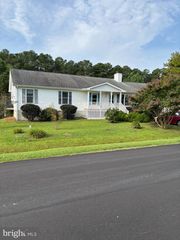 12216 SNUG HARBOR RD, Berlin, MD 21811