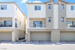 6853 Prairie Pearl Street, Las Vegas, NV 89148