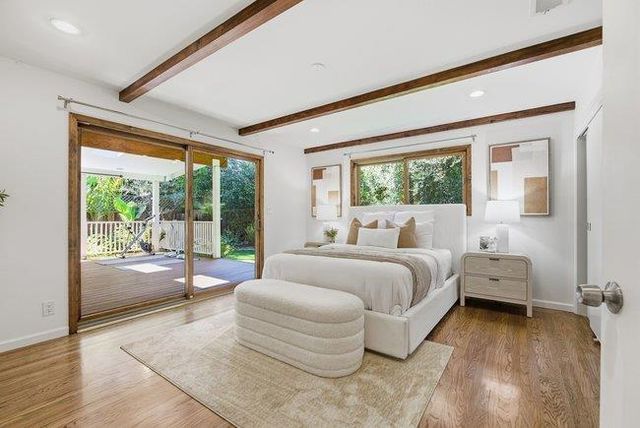 1875 University Avenue, Palo Alto, CA 94301
