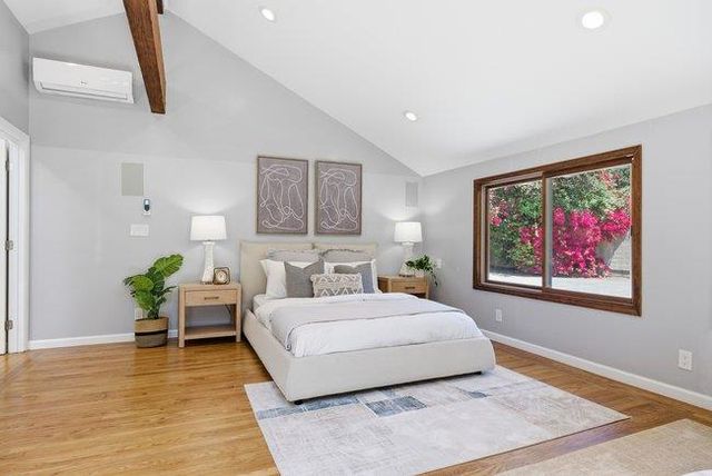 1875 University Avenue, Palo Alto, CA 94301
