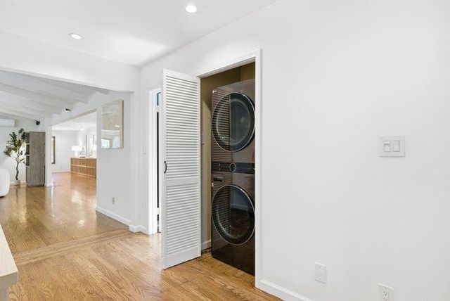 1875 University Avenue, Palo Alto, CA 94301