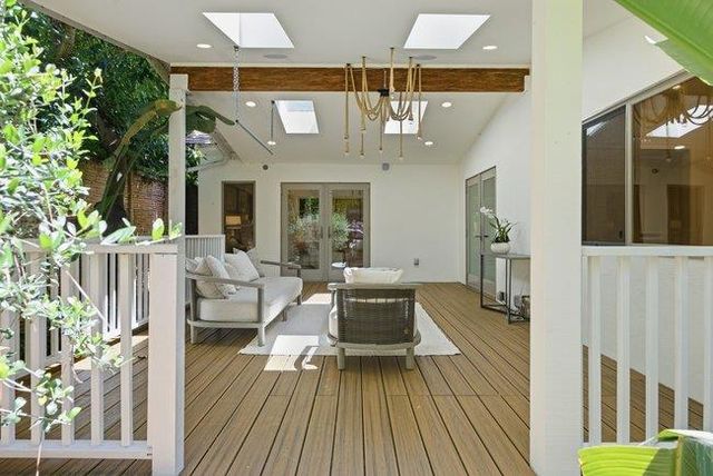 1875 University Avenue, Palo Alto, CA 94301
