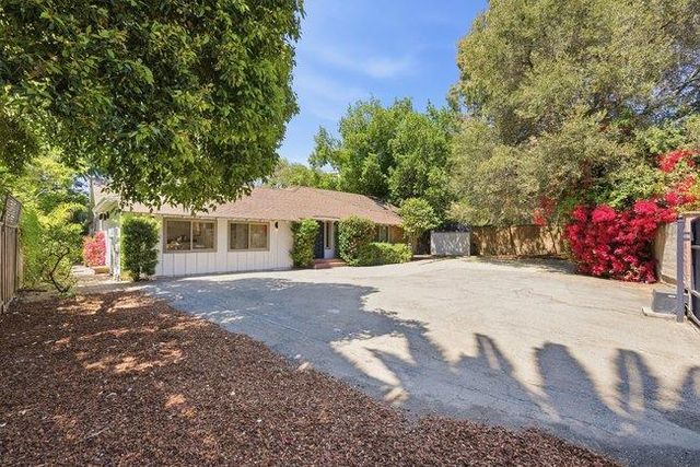 1875 University Avenue, Palo Alto, CA 94301