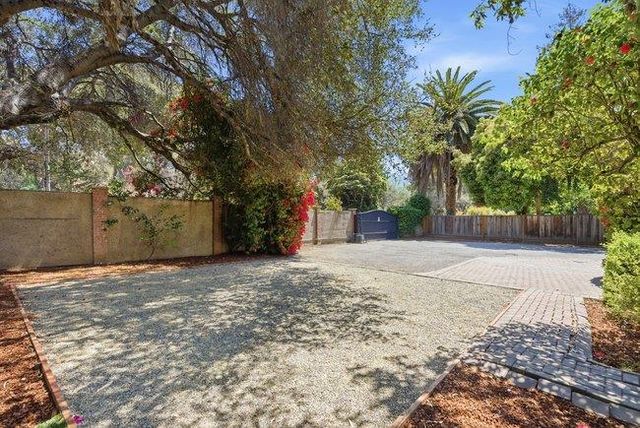 1875 University Avenue, Palo Alto, CA 94301