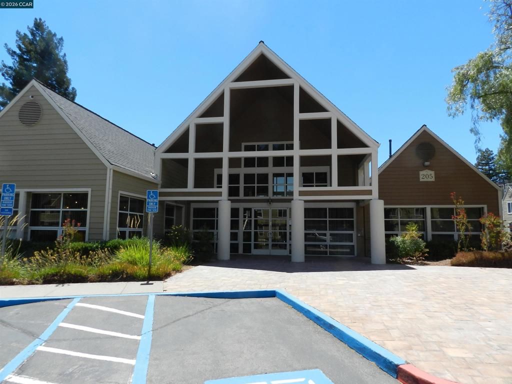 Image 35 of property listing at 235 Reflections Dr 27, San Ramon, CA 94583