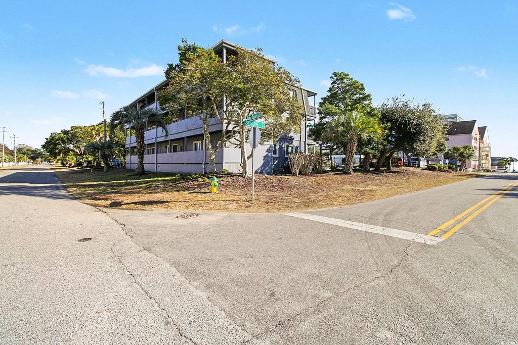 210 28th Ave S Apt 201, Myrtle Beach, SC 29577