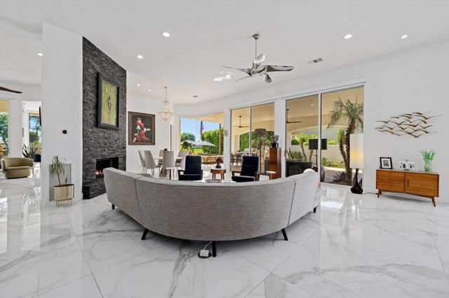 79950 Tangelo, La Quinta, CA 92253