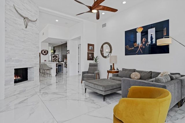 79950 Tangelo, La Quinta, CA 92253