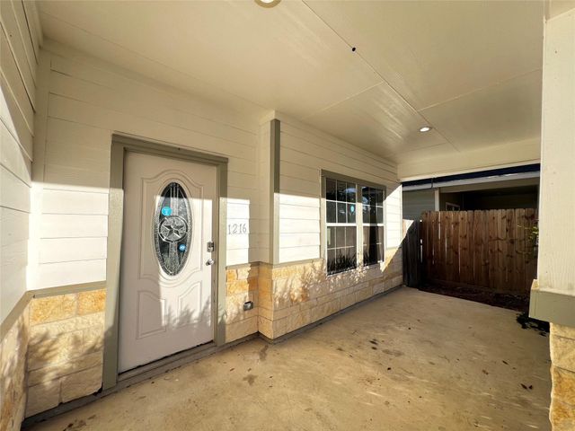 1216 Deputy O Mcduffie Jr Street, Cleveland, TX 77327