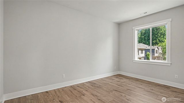 7226 NE 129th Street, Kirkland, WA 98034