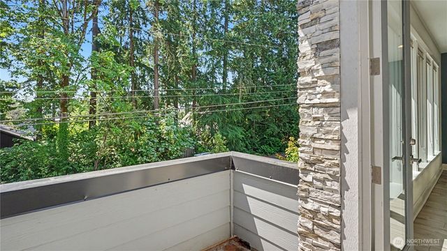 7226 NE 129th Street, Kirkland, WA 98034