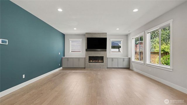 7226 NE 129th Street, Kirkland, WA 98034