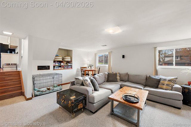2682 Costa Mesa Road, Waterford Charter Township, MI 48329