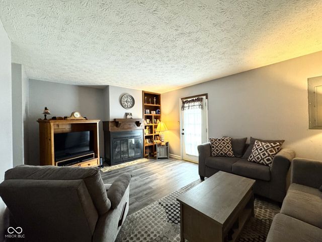 7445 Melanie Lane, Indianapolis, IN 46217