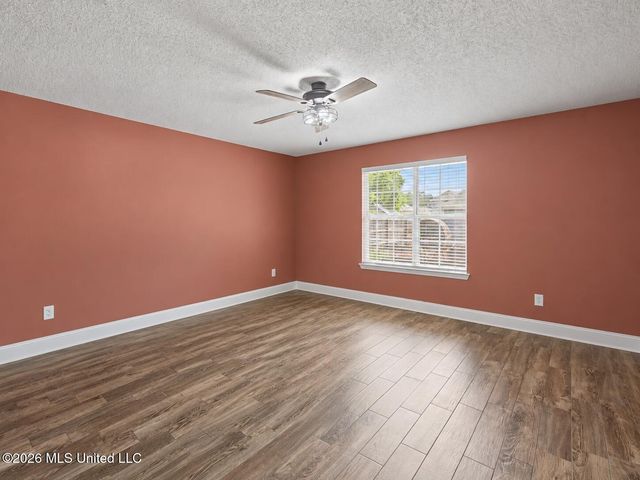 14130 Millie Street, D'iberville, MS 39540