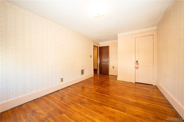 49 Edgewood Avenue, Buffalo, NY 14220