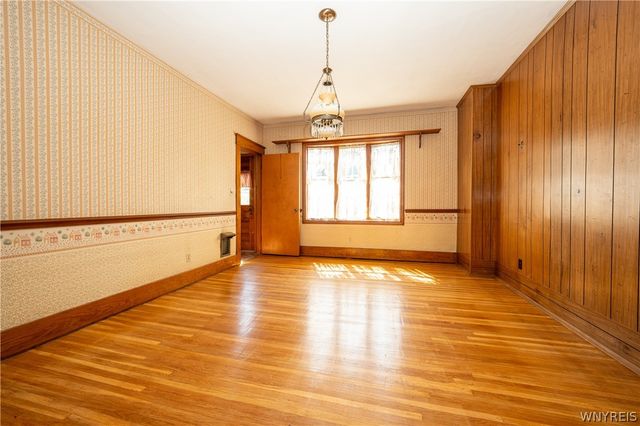 49 Edgewood Avenue, Buffalo, NY 14220