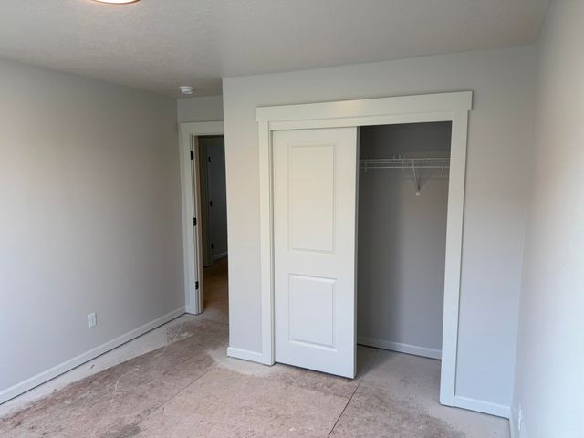 1320 S Manifold Rd, Spokane Valley, WA 99016