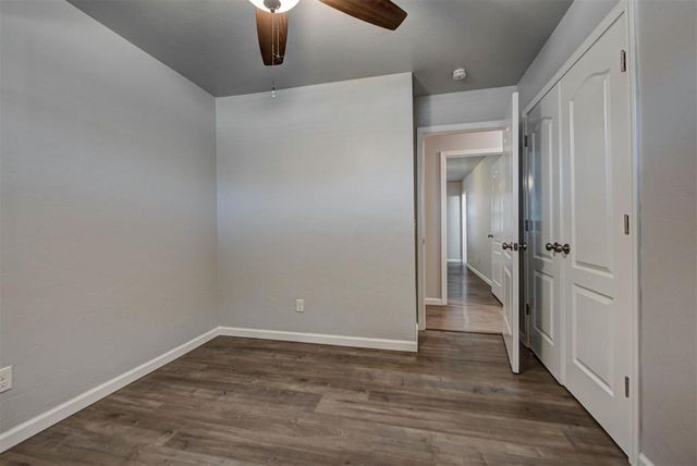 1404 SE 7th Street, Moore, OK 73160