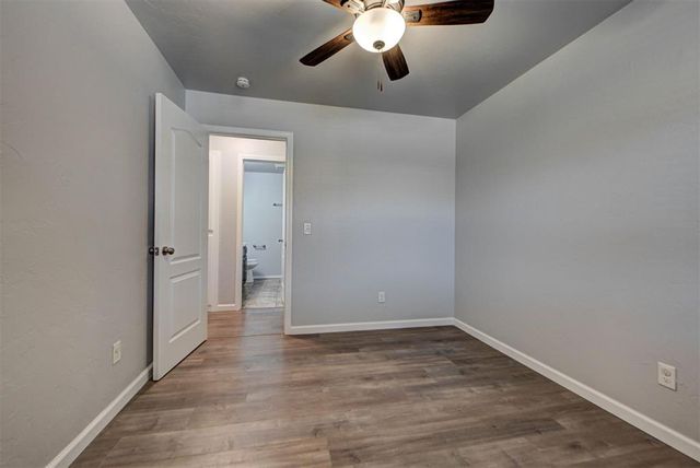 1404 SE 7th Street, Moore, OK 73160