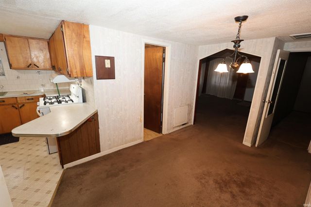 3203 Garden Boulevard, Elkhart, IN 46517