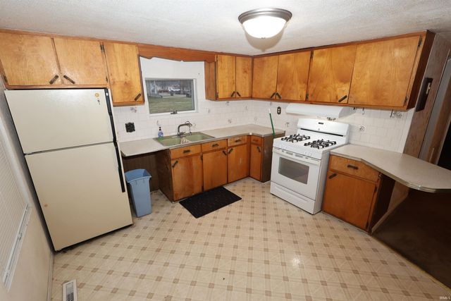 3203 Garden Boulevard, Elkhart, IN 46517