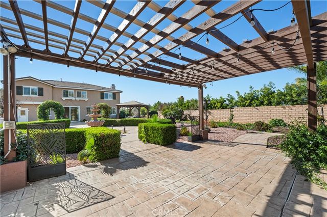 12810 Sierra Creek, Riverside, CA 92503