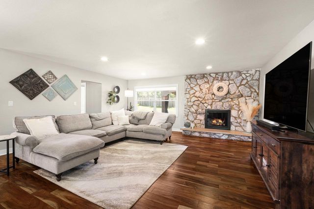 N97W15817 Burr Oak ROAD, Germantown, WI 53022