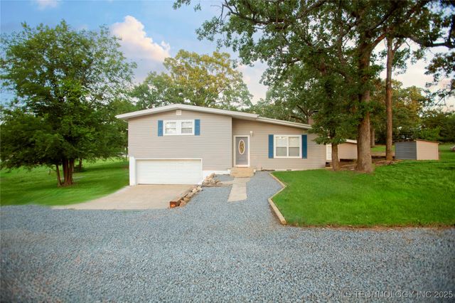 622 Lakeside, Checotah, OK 74426