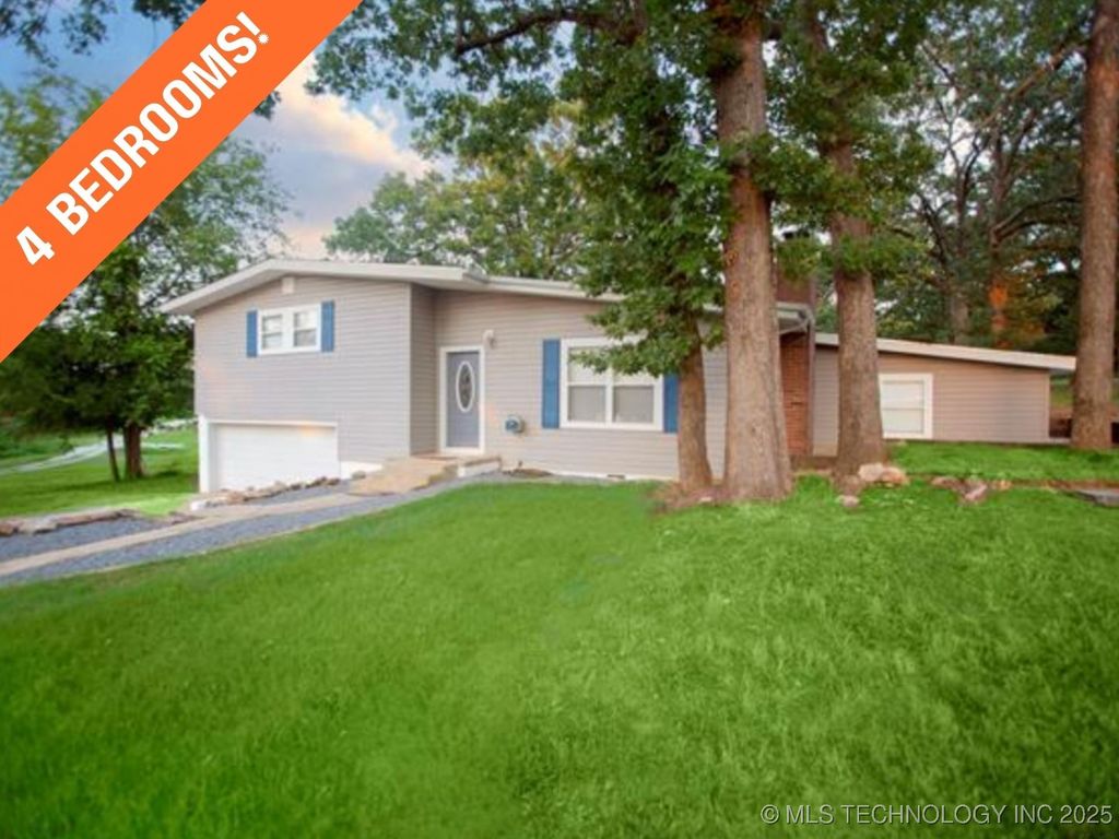 622 Lakeside, Checotah, OK 74426