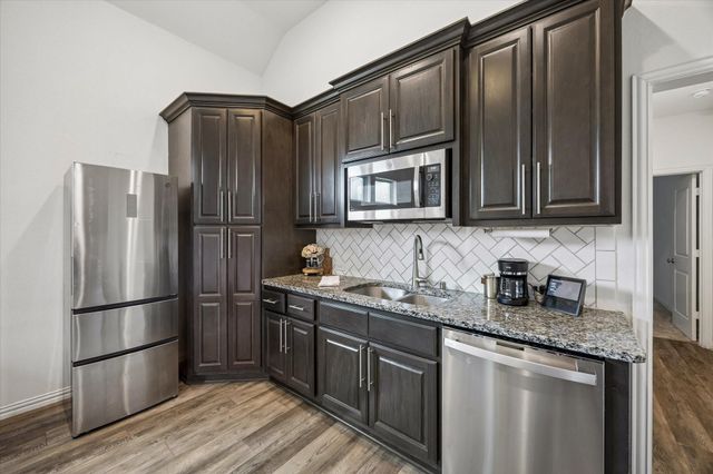 1518 Shining Willow Court, Richmond, TX 77406