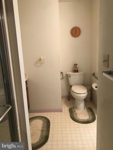 30 OAKGROVE LANE, Millersville, PA 17551