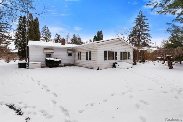 7192 Torrey Road, Swartz Creek, MI 48473