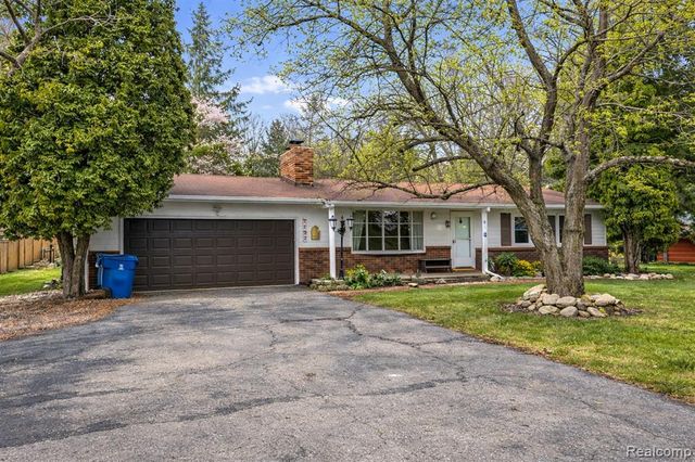 7192 Torrey Road, Swartz Creek, MI 48473