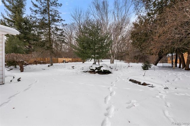 7192 Torrey Road, Swartz Creek, MI 48473