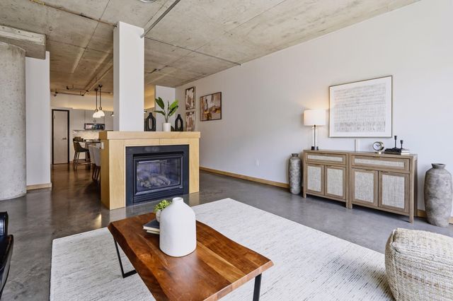 720 N 4th Street 703, Minneapolis, MN 55401