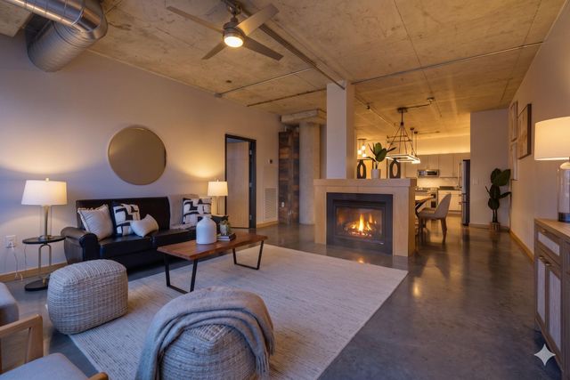 720 N 4th Street 703, Minneapolis, MN 55401