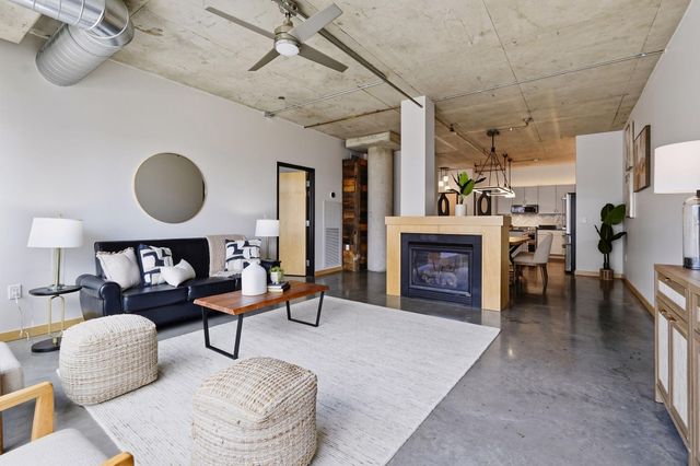 720 N 4th Street 703, Minneapolis, MN 55401