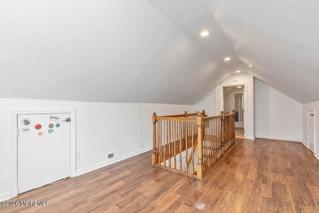 275 Laurel Avenue, Hazlet, NJ 07734