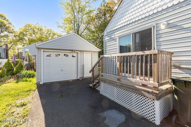 275 Laurel Avenue, Hazlet, NJ 07734