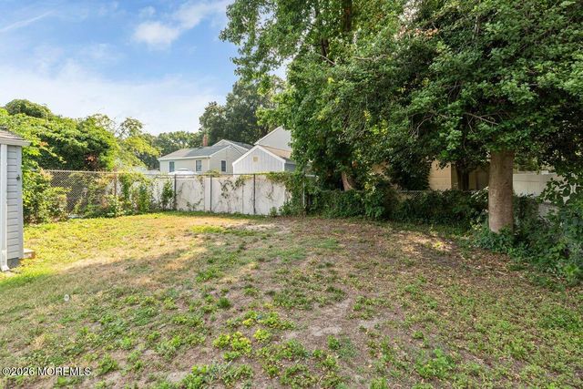 275 Laurel Avenue, Hazlet, NJ 07734