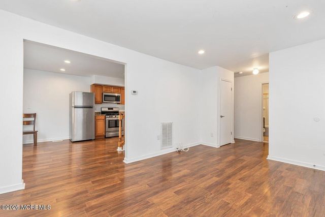275 Laurel Avenue, Hazlet, NJ 07734
