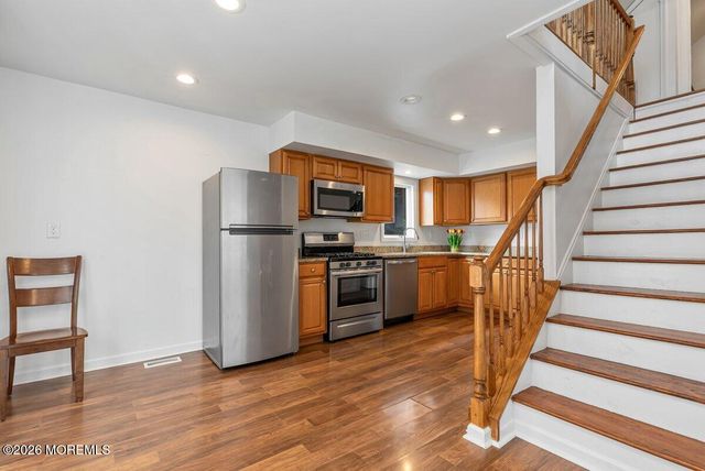 275 Laurel Avenue, Hazlet, NJ 07734