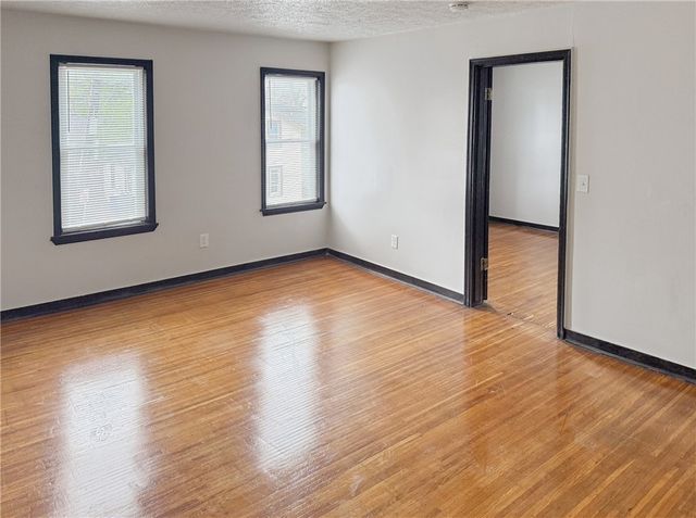 710-712 Jay Street 710, Rochester, NY 14611