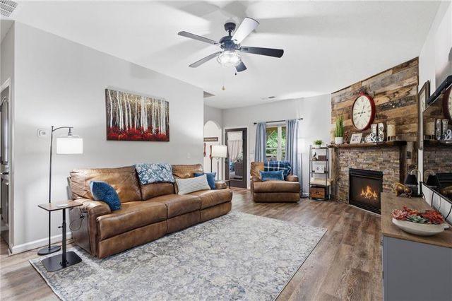 5068 Mc Ever View Drive, Sugar Hill, GA 30518