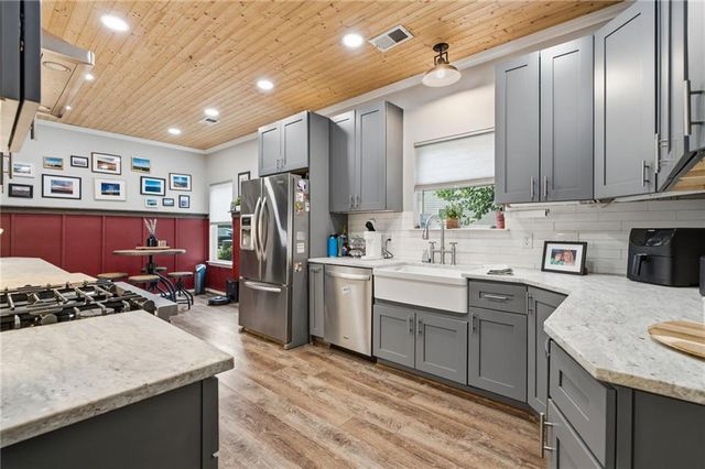 5068 Mc Ever View Drive, Sugar Hill, GA 30518