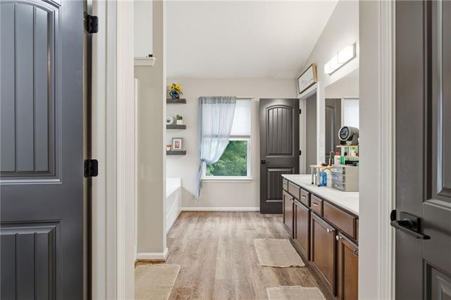 5068 Mc Ever View Drive, Sugar Hill, GA 30518