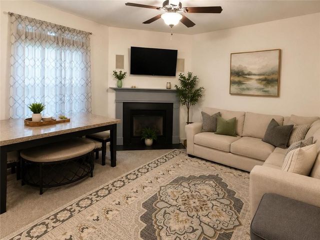 1658 Oakbrook Lake Drive, Norcross, GA 30093