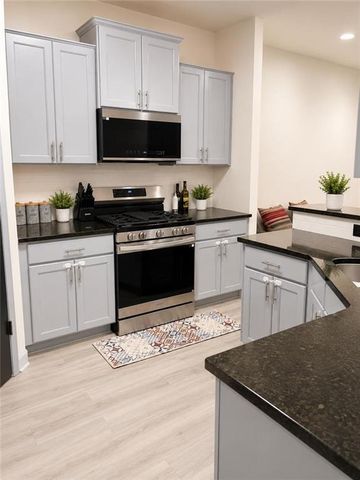 1658 Oakbrook Lake Drive, Norcross, GA 30093