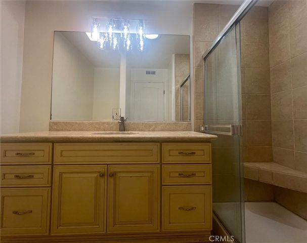 121 Yorktown, Newport Beach, CA 92660